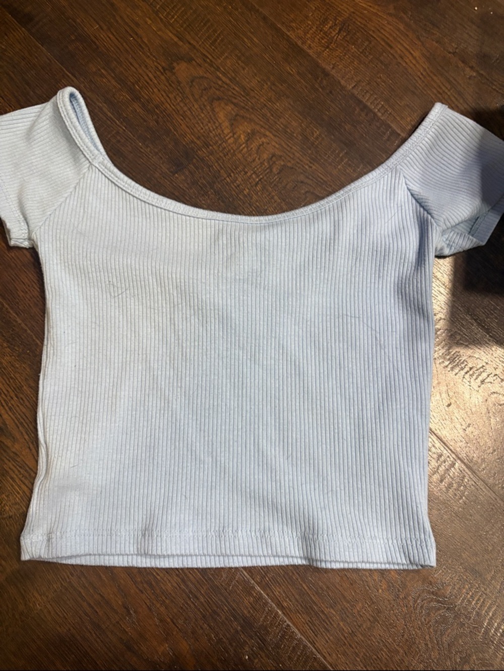 Light Blue Ribbed Crop Top - Picture 3 of 3